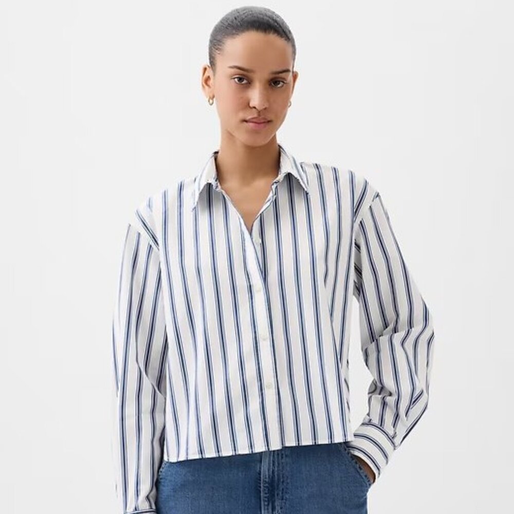 SOLD // Cotton Gap Cropped Button Down Summer Blouse Top
